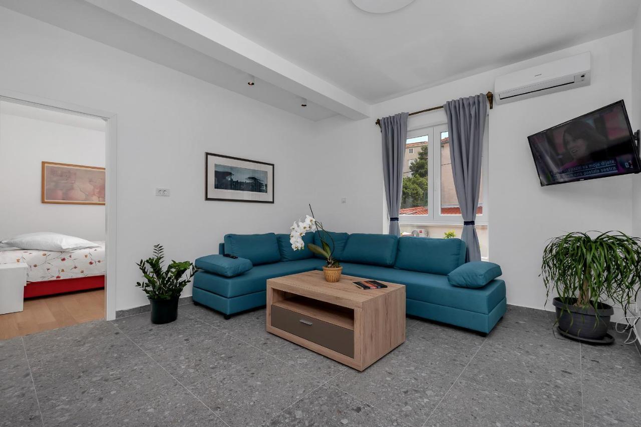 Mediteraneo Apartment *